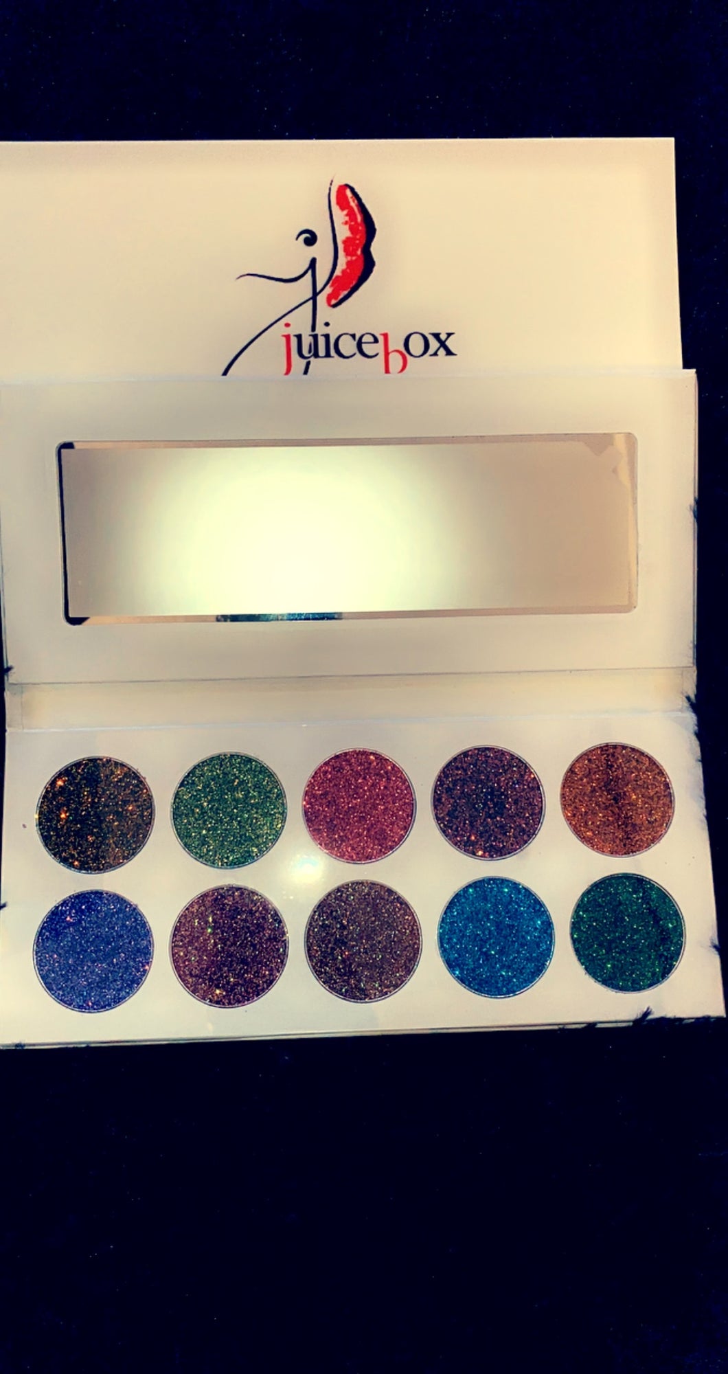 Juicy Bells shadow palette